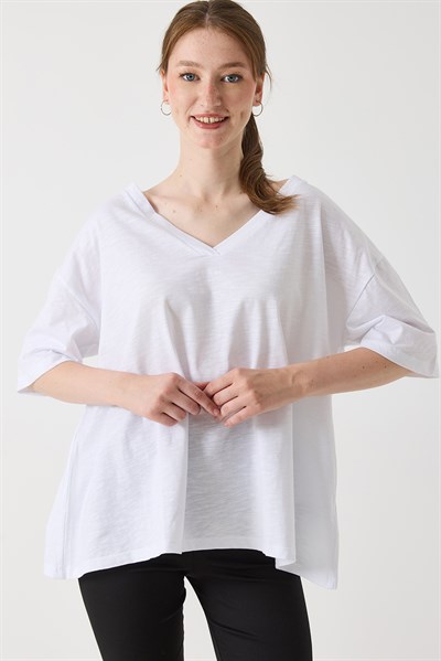 Kadın V Yaka Oversize Salaş Tshirt Beyaz