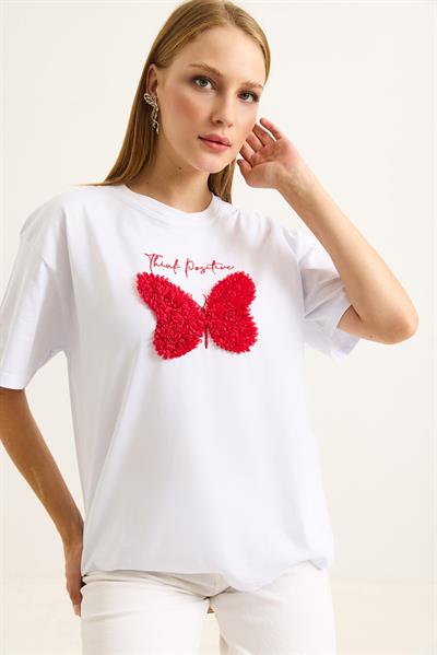 Kelebek Nakış Detaylı Bisiklet Yaka Tshirt Beyaz