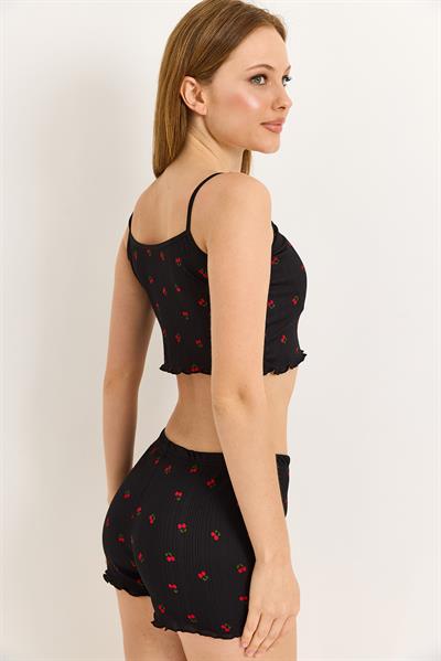 Croplu Kiraz Baskılı  Rahat Pijama Takımı Sİyah