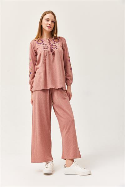 Hera Kumaş Önü ve Kolları İşlemeli İkili Takım Gül Kurusu