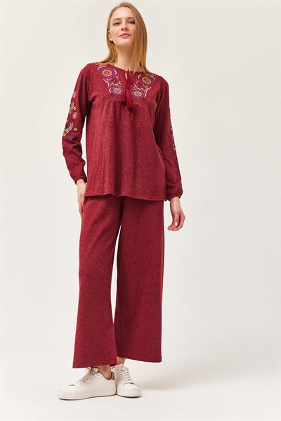 Hera Kumaş Önü ve Kolları İşlemeli İkili Takım Bordo