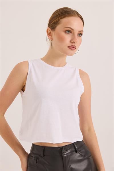 Sıfır Kol Yuvarlak Yaka Havalı Crop Tshirt Beyaz