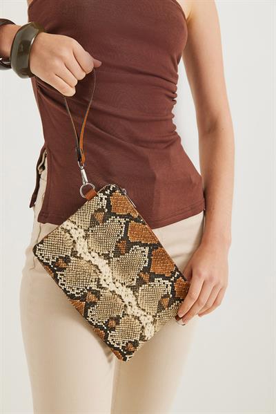 Deri Görünümlü Zincir Askılı El Ve Omuz Çantası Kahverengi