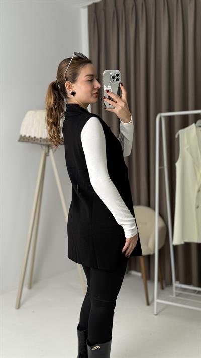 Düğmeli Oversize Triko Yeelek Siyah Kadın 