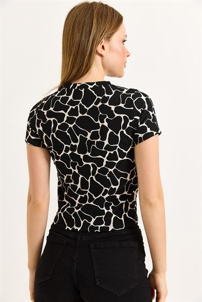 Geometrik Desen Kısa Kollu Bluz