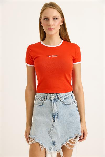 Bisiklet Yaka Nakışlı Crop Tshirt Kırmızı