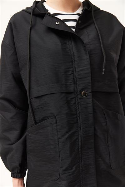 Çıtçıtlı Kapüşonlu Yağmurluk Siyah