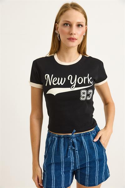 Bisiklet Yaka Şerit Detaylı Kadın Crop Tshirt Siyah