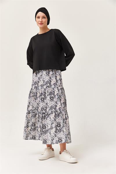 Çiçek Desenli Etekli İkili Takım Siyah