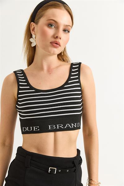 Çizgi Desenli Geniş Yaka Crop Triko Bluz Siyah