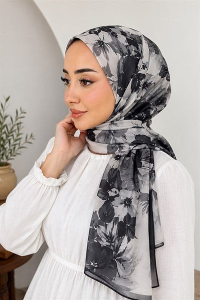 Kadın Çiçek Desenli 180x70 Ölçülü Şal Siyah