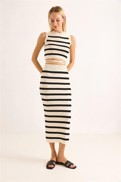 Kadın Çizgi Desenli Etek Crop İp Bağlamalı Bej Takım