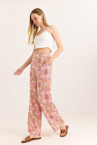 Bol Paça Beli Kalın Kemerli Pantolon Karışık