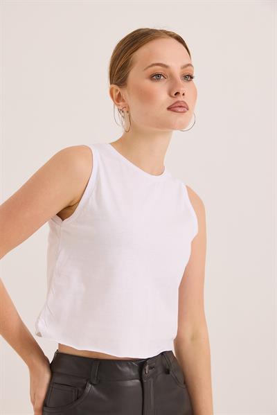 Sıfır Kol Yuvarlak Yaka Havalı Crop Tshirt Beyaz