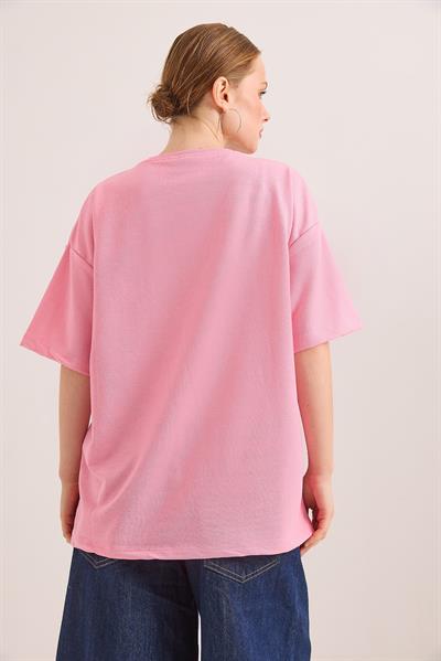 Kiraz Nakışlı Oversize Rahat Kalıp Tshirt Pembe