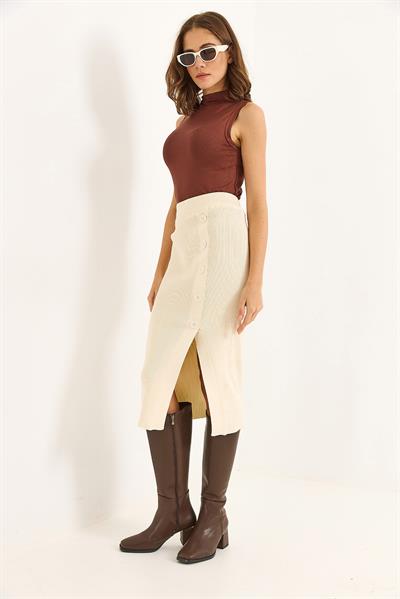 Kadın Triko Düğme Detaylı Yırtmaçlı Etek