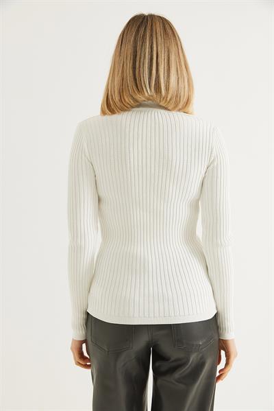 Polo Yaka Düğmeli Triko Bluz Beyaz