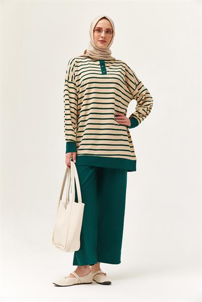 Yakası Düğmeli Çizgili İkili Takım Yeşil