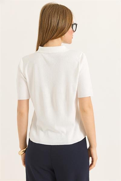 Nakışlı Polo Yaka Düğme Detaylı Triko Tshirt	Beyaz