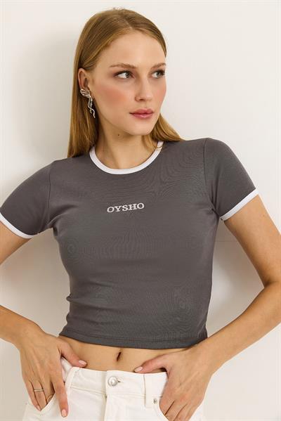 Bisiklet Yaka Nakışlı Crop Tshirt Füme