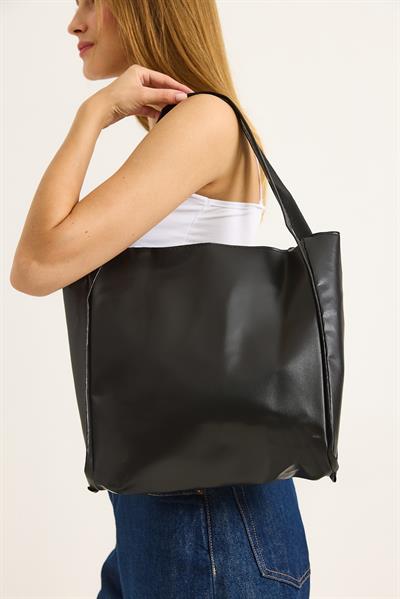 Büyük Boy Fermuarlı Omuz Çantası Siyah