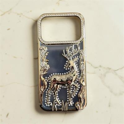 İphone 17 Pro Uyumlu Geyik ve Çiçek Kabartmalı Kılıf Gold