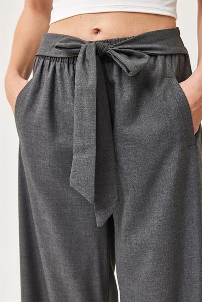 Kendinden Kemerli Cepli Bol Pantolon Füme