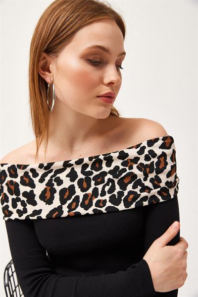 Madonna Yaka Leopar Garnili Ottoban Crop Bluz Siyah 