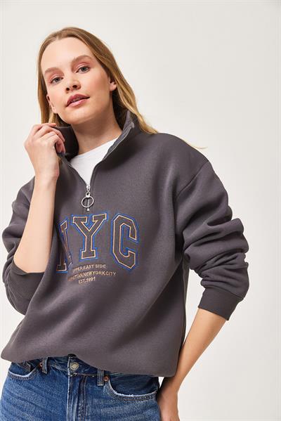 Nyc Nakışlı Fermuar Detaylı Dik Yaka Oversize Sweatshirt Füme
