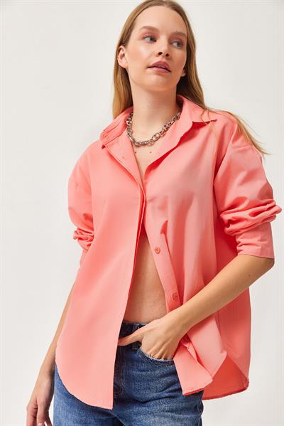 Oversize Basic Gömlek Yavruağzı