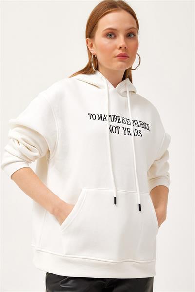 Oversize Kapüşonlu Kanguru Cepli Sweatshirt Beyaz