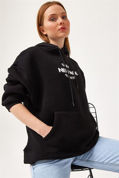 Oversize Kapüşonlu Kanguru Cepli Sweatshirt Siyah