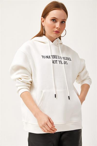 Oversize Kapüşonlu Kanguru Cepli Sweatshirt Beyaz