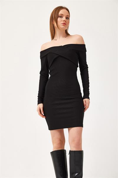 Yakası Çapraz Model Elbise Siyah