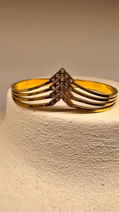 Zirkon Taşlı Zikzak Kelepçe Bileklik Gold