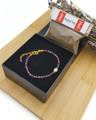 Lal taşı (Granat) Bileklik 4 mm - Güç, Tutku, Aşk ve Güven Enerjisi