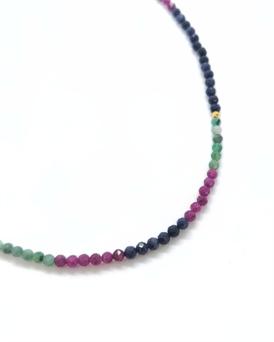 Safir Zümrüt ve Yakut Kolye - Zarafet, Öz Sevgi, Aşk ve Tutku 3 mm