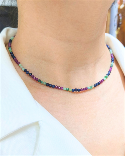 Safir Zümrüt ve Yakut Kolye - Zarafet, Öz Sevgi, Aşk ve Tutku 3 mm