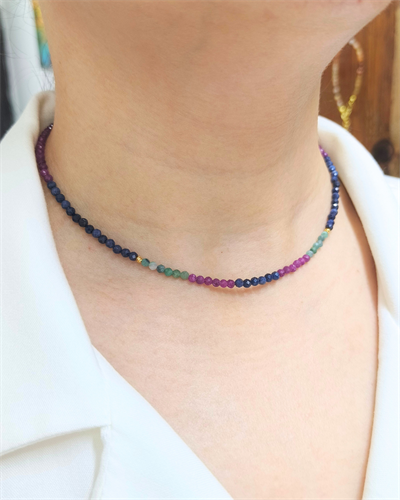Safir Zümrüt ve Yakut Kolye - Zarafet, Öz Sevgi, Aşk ve Tutku 3 mm