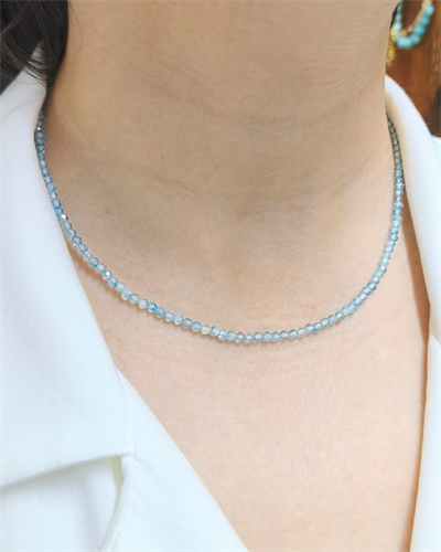 Topaz Kolye