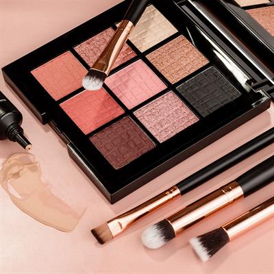 GLAM EYESHADOW PALETTE- HOT SMOKEY 