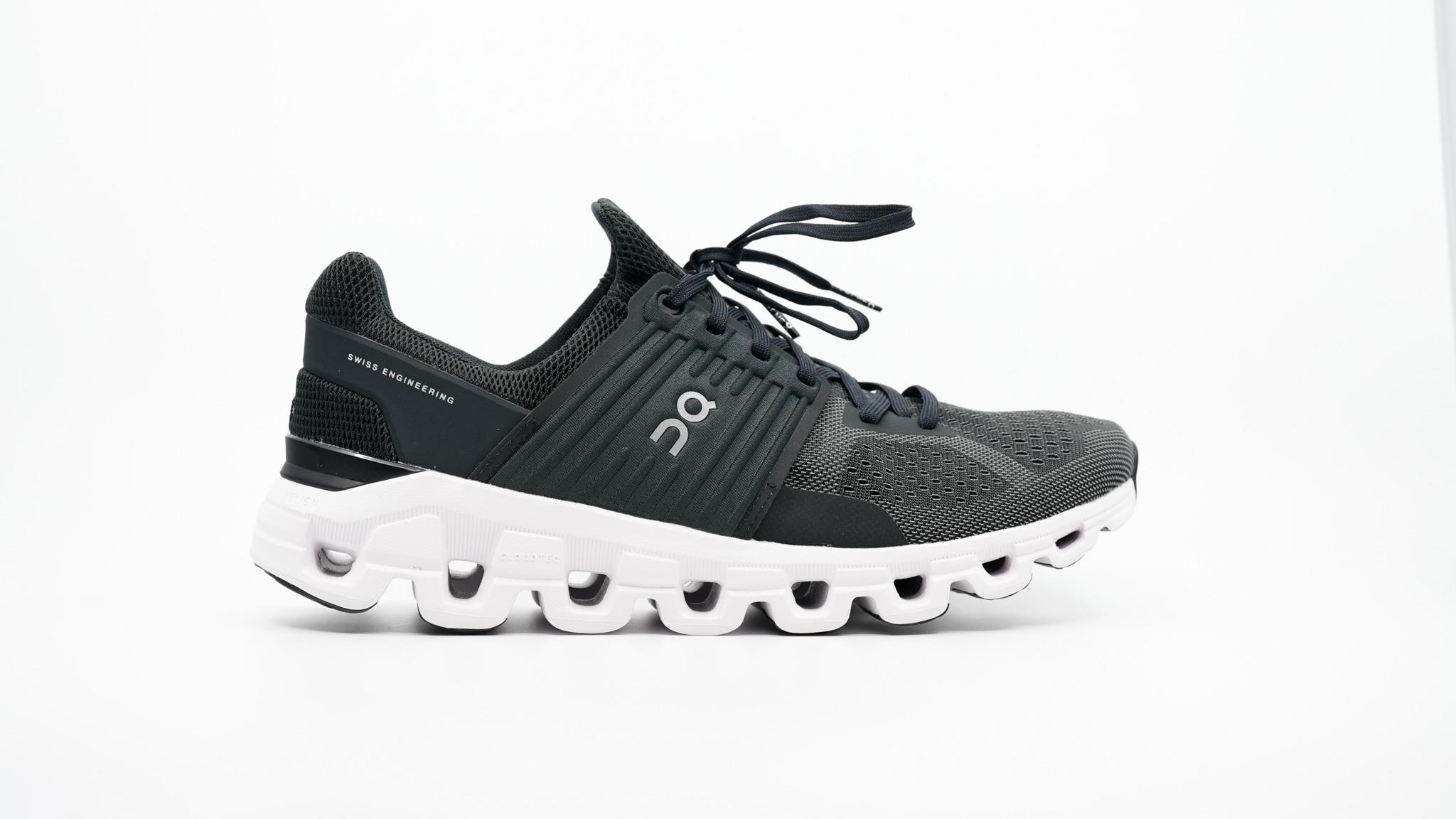 cloudswift-2-siyah-beyaz-erkek