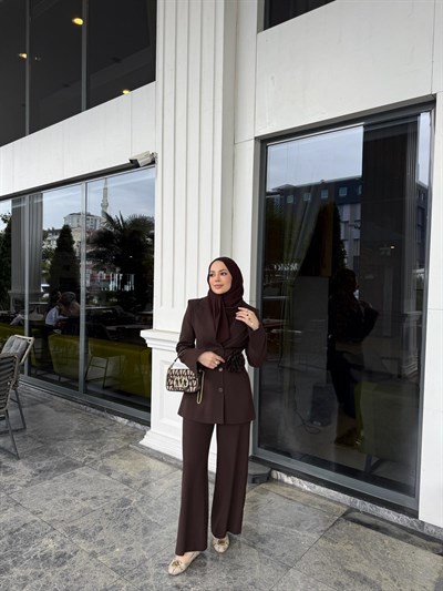 Alara takım kahverengi