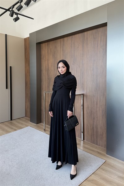 Amira Düğüm Detaylı Elbise Siyah
