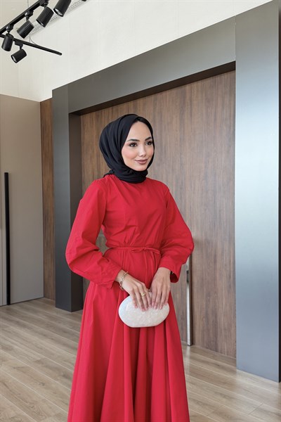 Belden Oturtmalı Kuşaklı Poplin Elbise Kırmızı 