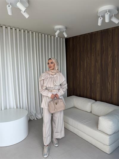 Fırfır Detaylı Pantolon Takım Bej