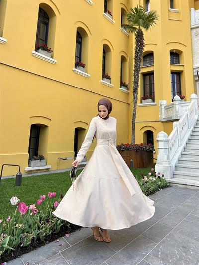 Laila Elbise Bej