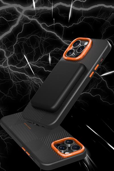 Apple iPhone 15 Pro Max Orange Karbon Magsafe Kapak - Turuncu