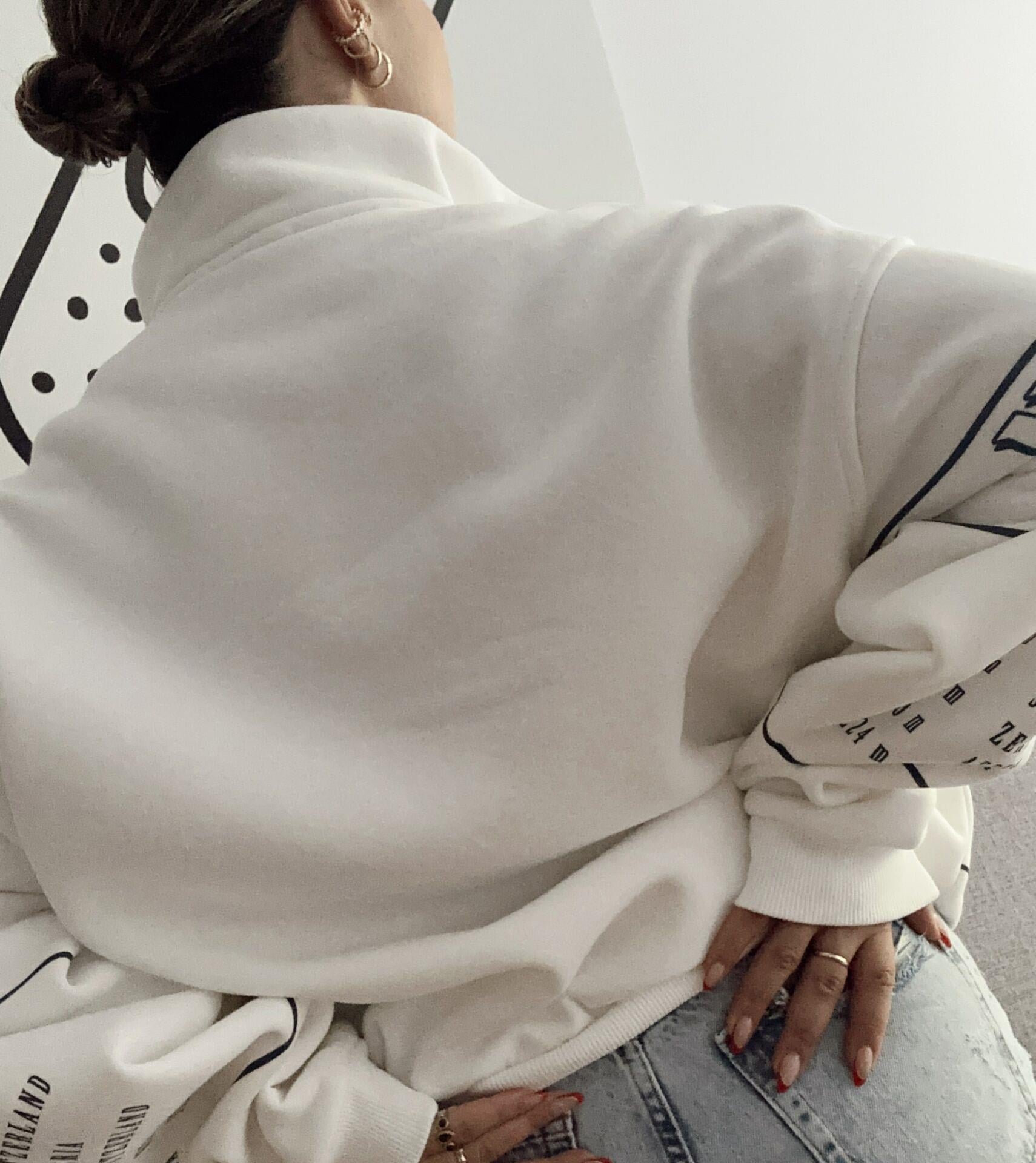 Baskılı Oversize Yaka Fermuarlı Sweatshirt