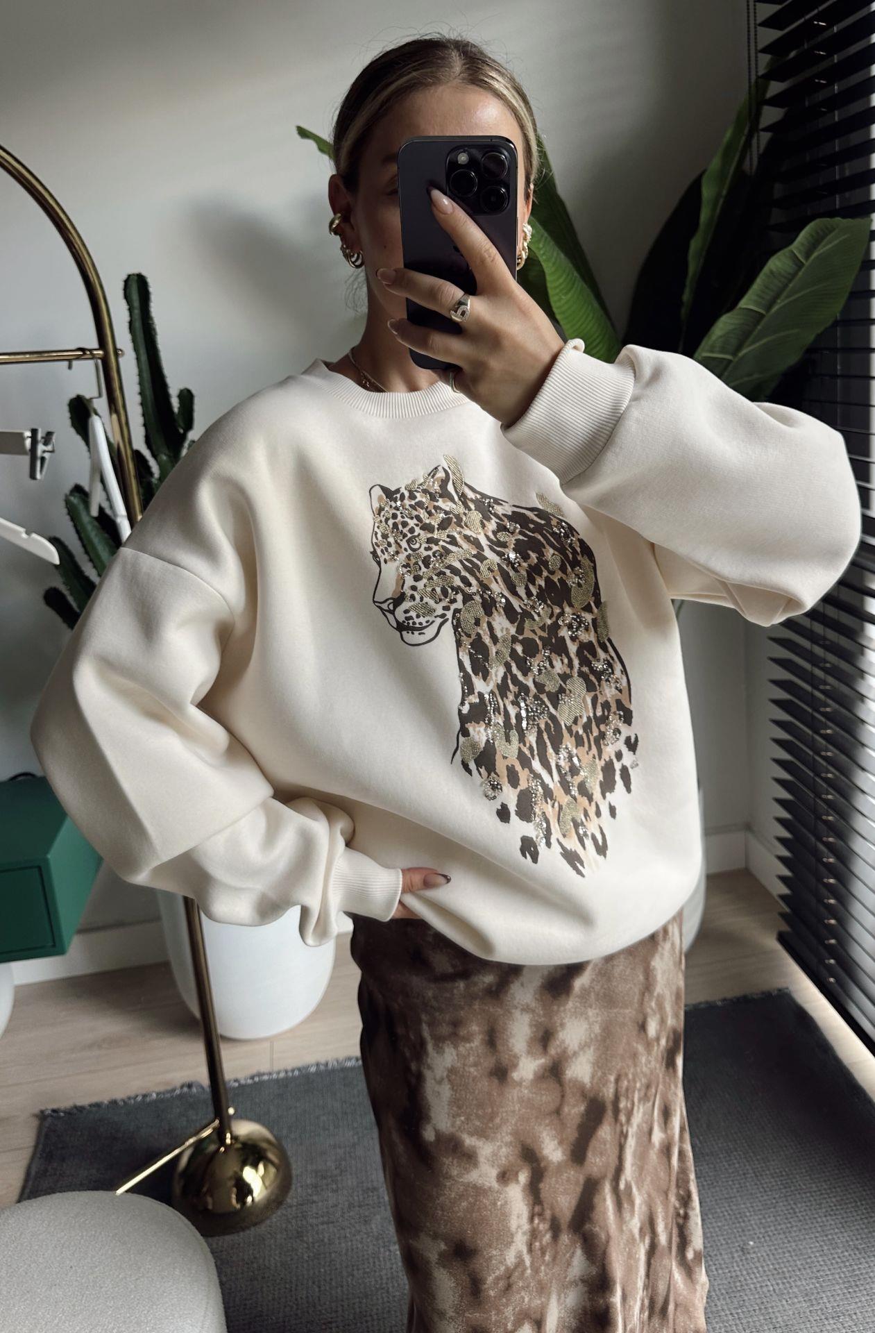Boncuk Detaylı Sweatshirt Ekru